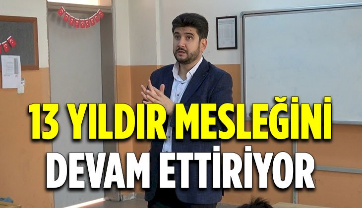 Kütahya'da görme engelli öğretmen, öğrencilere tarihi sevdiriyor