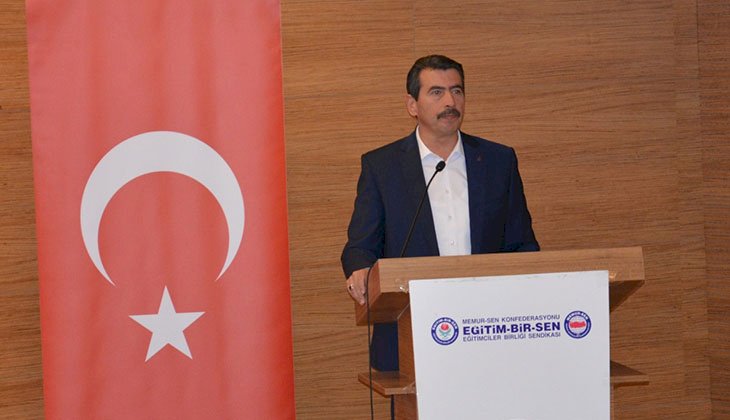 Öselmiş, ‘Nesiller değişir, öğretmenin önemi değişmez’