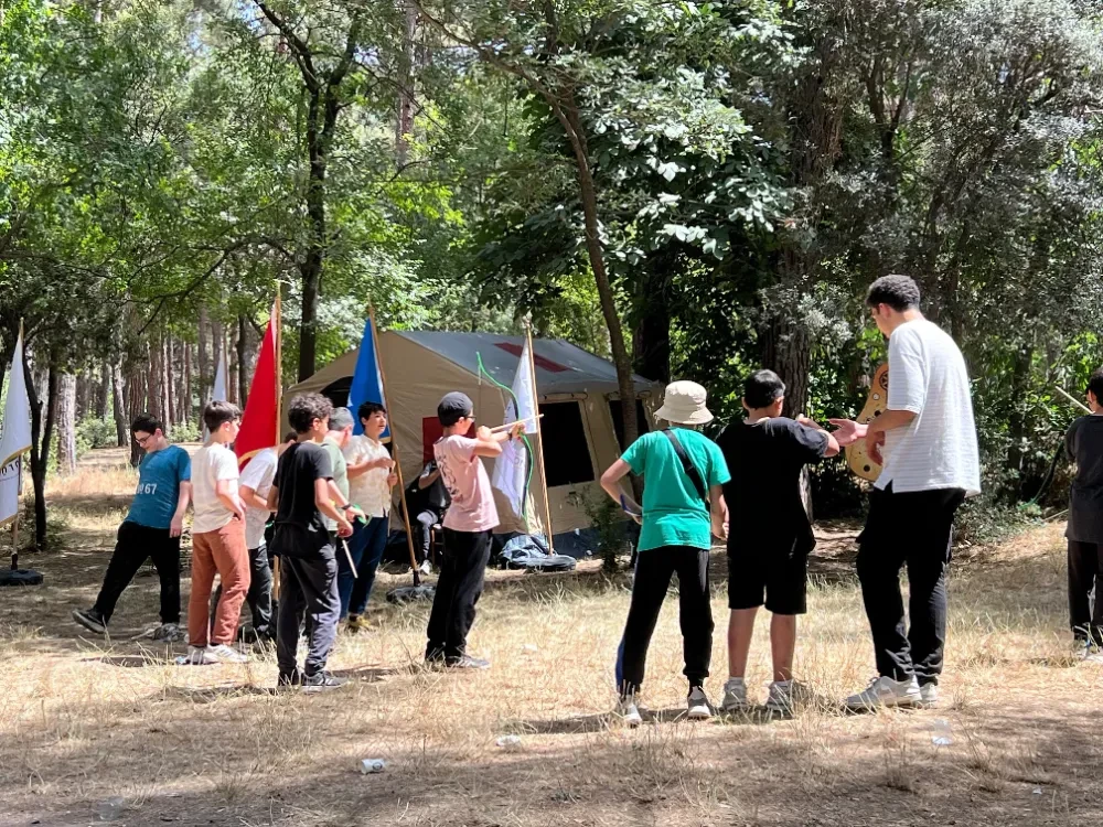 Yılın yorgunluğunu piknikte attılar