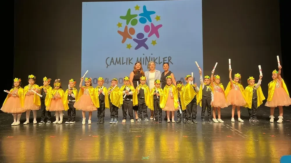 10. yıla coşkulu kutlama