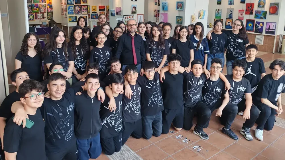 “Tasarımın Ruhu, Görselin Gücü” sergisi sanatseverlerle buluştu