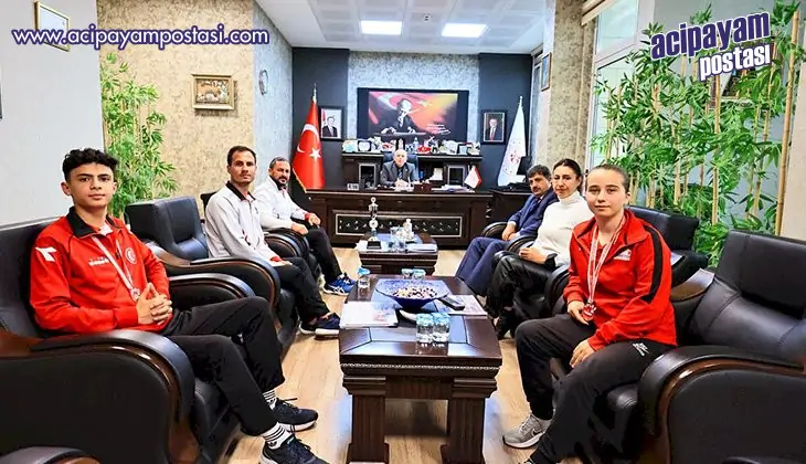 Bocce
                    Takımı İl Müdürü İlman’ı ziyaret
                    etti
